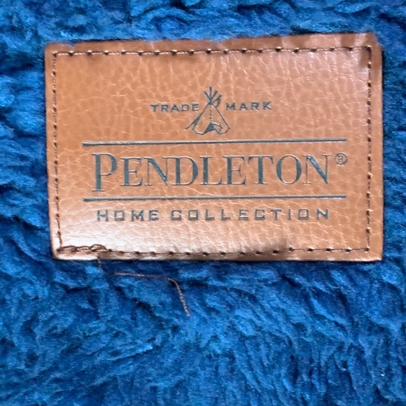 Pendleton ~ King Grand Canyon Sherpa Blanket - Picture 6 of 6